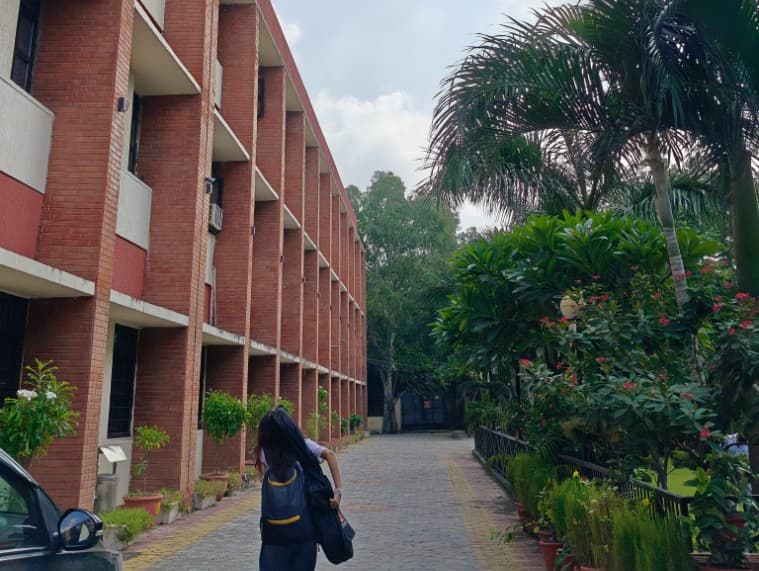 Shyam Lal College Campus photo 17